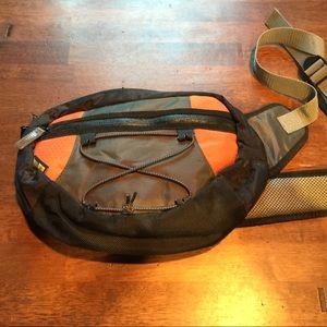 Case Logic Micro-Sling Camera Bag